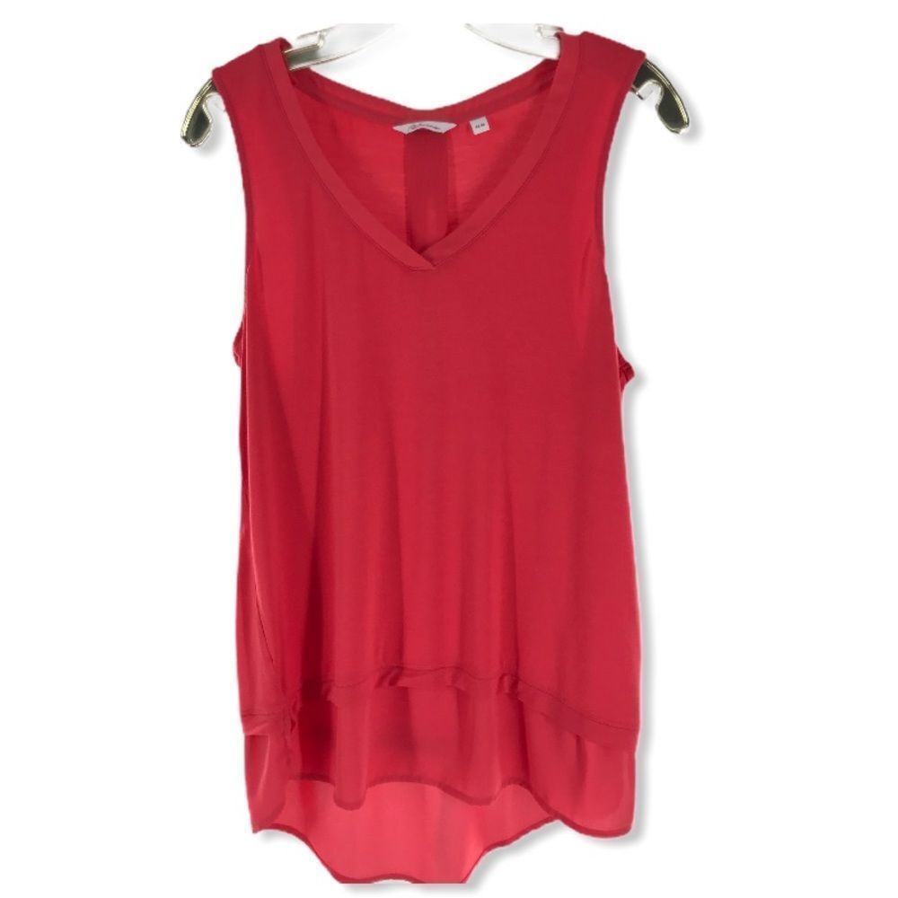 Reitmans Dressy V-neck Tank size M